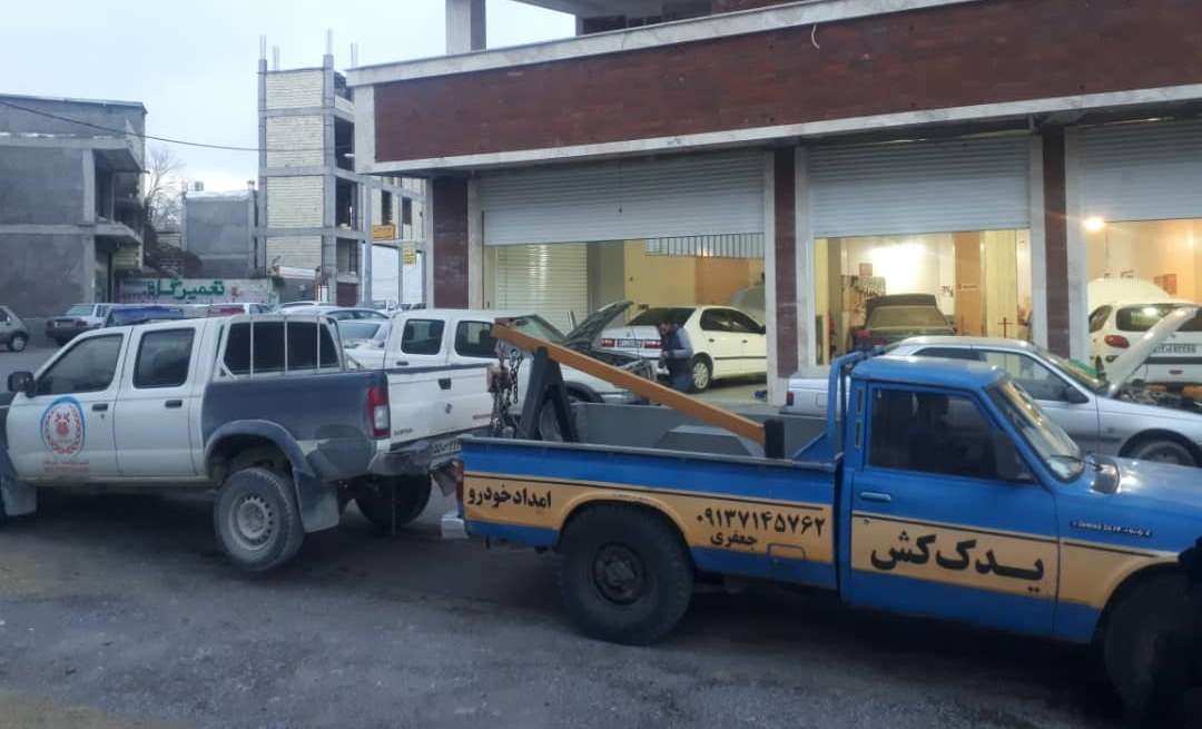 یدک کش شبانه روزی