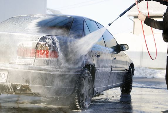 شستشو و خشکشویی اتومبیل(کارواش) الیگودرز
